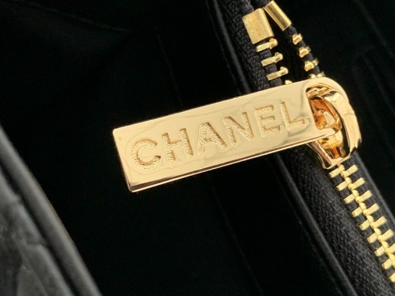 Chanel Shopping Bag